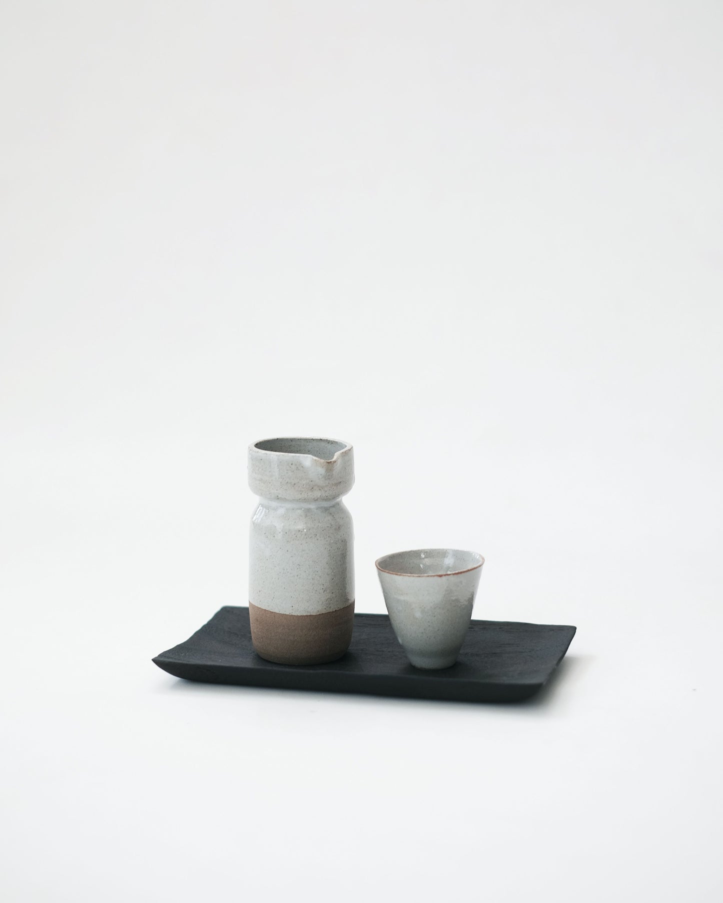 Shiro Jug Set