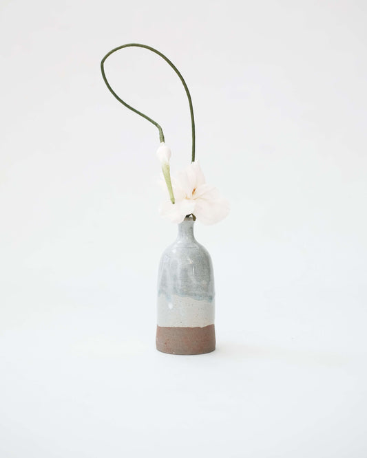 Shiro Vase V